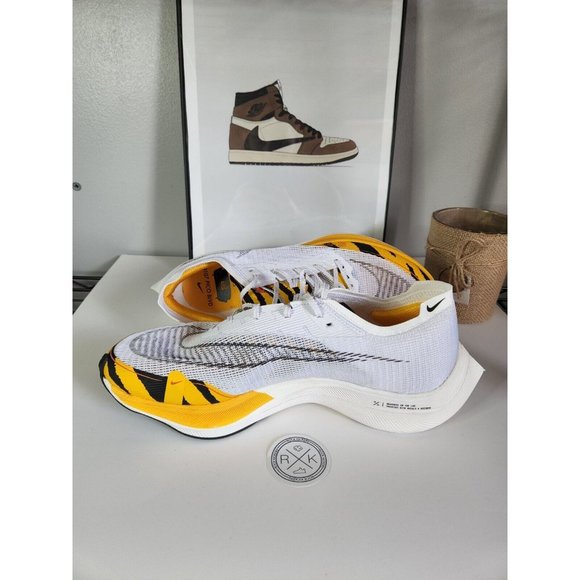 vaporfly next blue ribbon